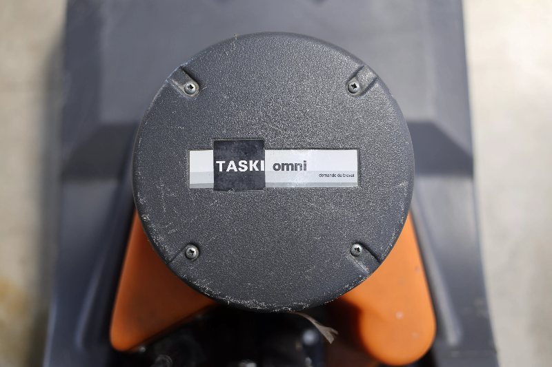 TASKI ergodisc omni d'occasion monobrosse multidirectionnelle 900 tr/min_1