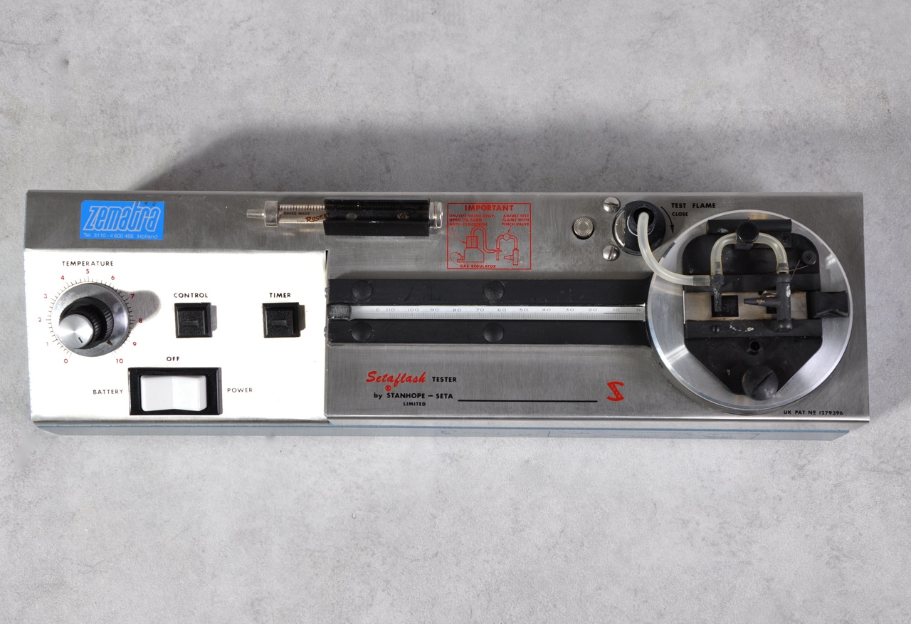 Stanhope - Setaflash appareil mesure point éclair laboratoire, modèle 13740-2 - 200-240V, 0 à 85°C_1