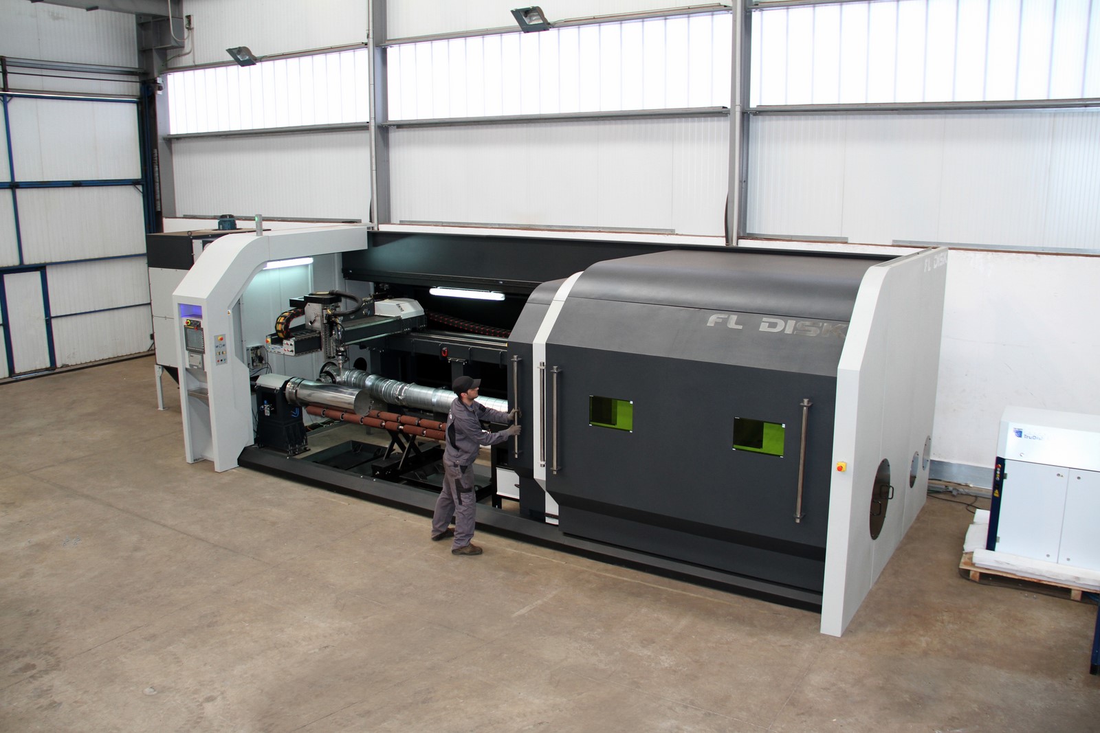 Découpe laser TECOI série FL Disk - Source laser TRUMPF TRUDISK - Puissance jusqu'à 8.000W - Modèles 1510, 1515, 3015, 6015_1