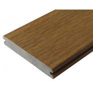 Ipé rainuré - clôture en composite MANHATTAN - densité 1170 kg/m3 - lame co-extrudée réversible et résistante aux taches_1