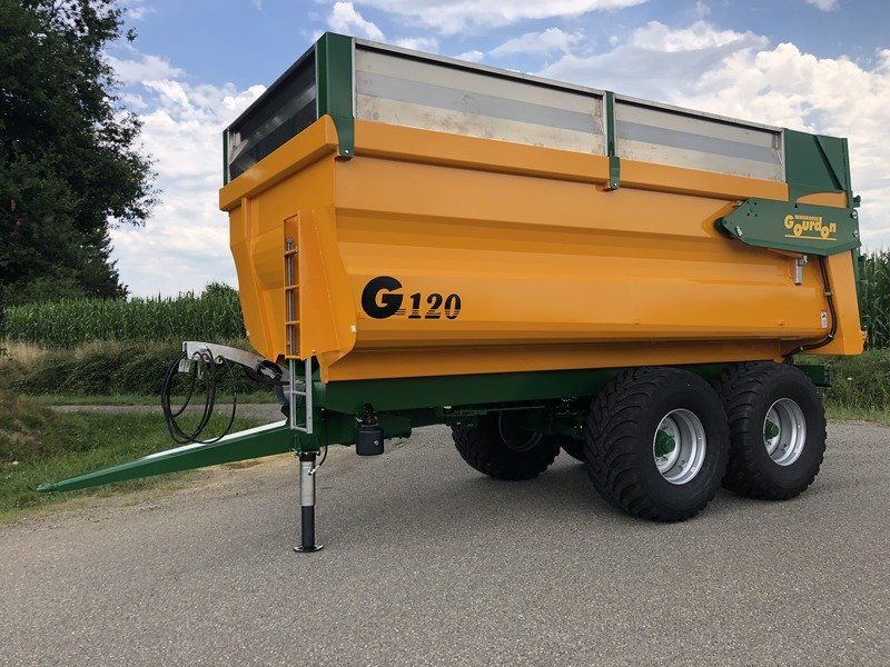 Remorque agricole G 120 avec essieux boggie et bennage hydraulique