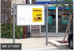 Panneau-vitrine d'extérieur simple et efficace - Support en tube acier ø 114 mm - CARREFOUR_1