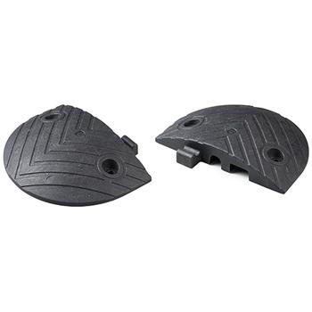 Ralentisseur de vitesse 70 mm pour voie privée - Tire-fond OFFERT - Caoutchouc et PVC - Charge 20 tonnes - Réduit la vitesse à 10 km/h_1