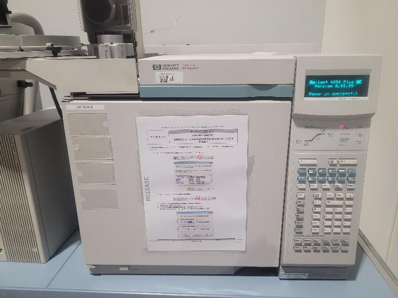 Chromatographe en Phase Gazeuse Agilent HP 6890 (G1530A) FID + échantillonneur Headspace G1888 + contrôleur G1512A + autosampler G1513A_1