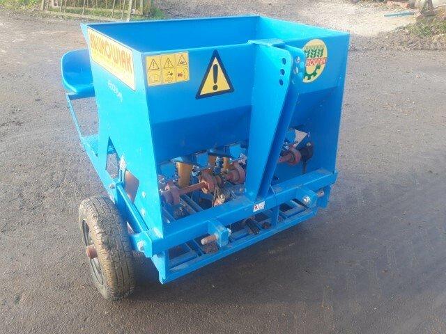 Planteuse maraichère / légumière Krukowiak bulbilles 5 rangs - En occasion_1