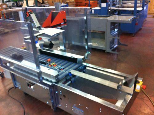 Formeuse de caisses semi-automatique - Pliage rabats latéraux - Utilisation comme table de remplissage_1