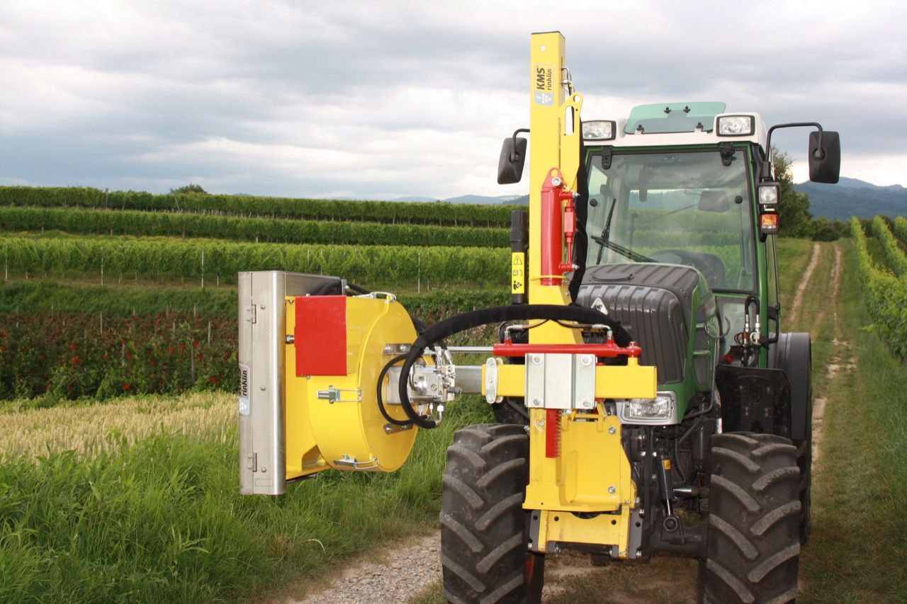 Effeuilleuse avec hauteur de travail ajustable entre 30 et 50 cm
