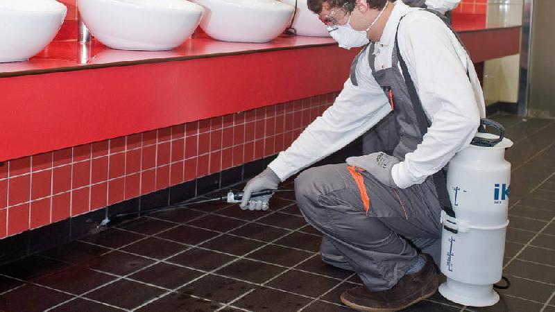 Pulvérisateur à pression préalable IK ALK 9 - compatible alcalines, alcools et acétones_1