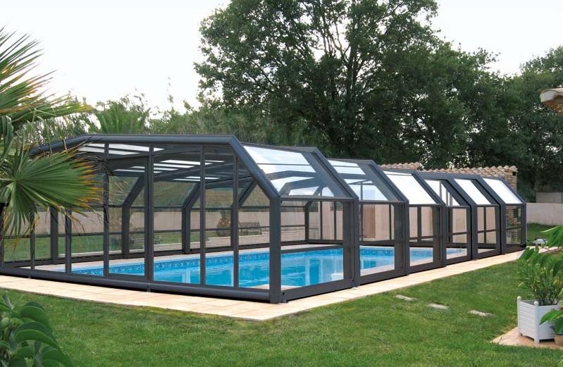 Abri piscine haut indépendant - véranda modulable - Abrisud - espace à vivre esthétique et confortable_1