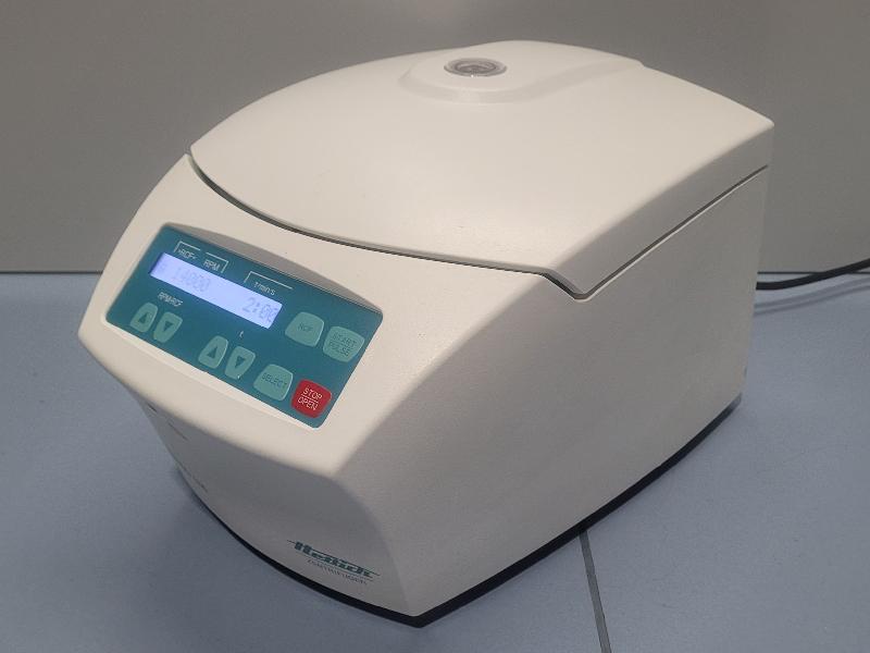 Centrifugeuse de table MIKRO 185 Hettich_1