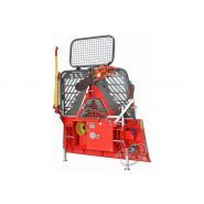 Treuil de débardage avec grille de protection pivotante