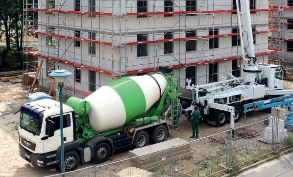 Pompe à béton automotrice s 36x_1