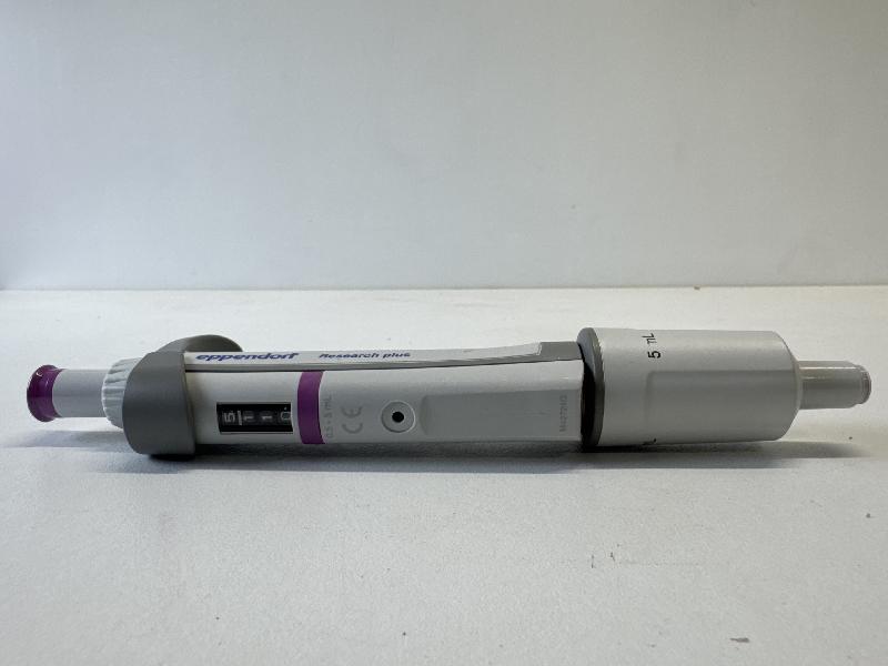 Micropipette monocanal Eppendorf Research plus | 0.5 - 5 mL_1