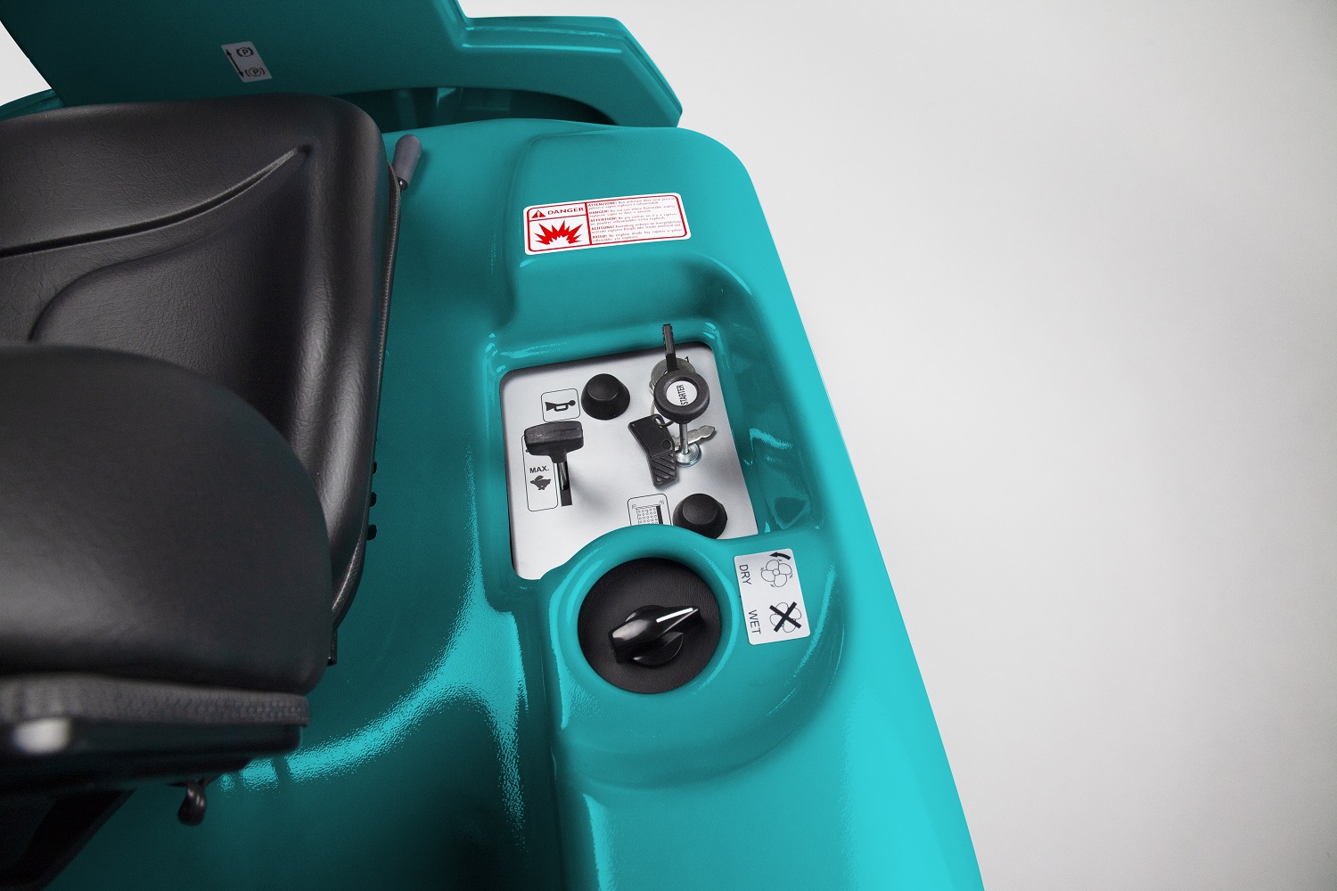 Balayeuse autoportée Rider 1201 EB - idéale pour grandes surfaces, largeur 1210 mm, bac 85L_1