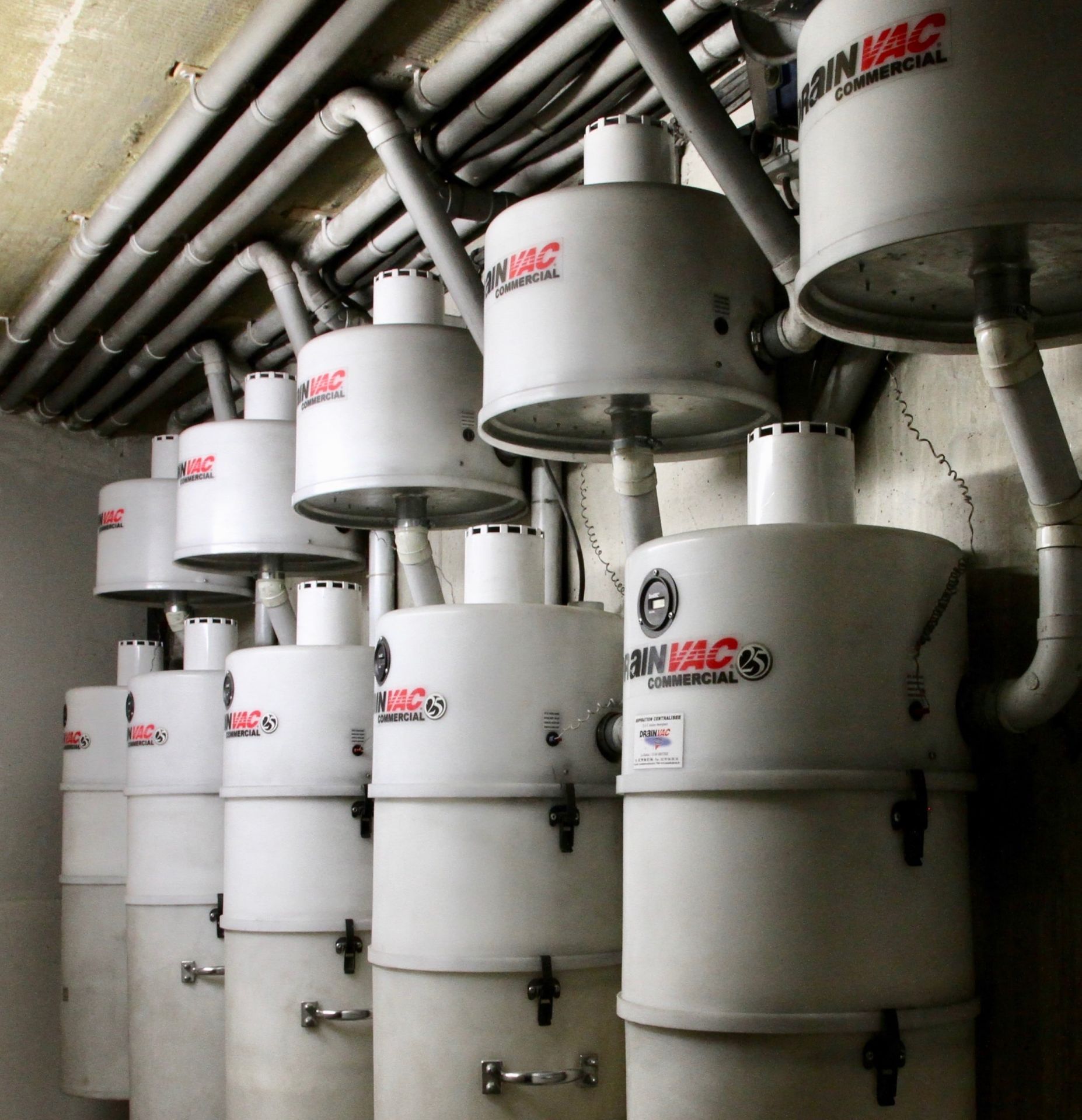 Aspirateur industriel centralisé pour hôtels et CHR - puissant, hygiénique et sans sac_1