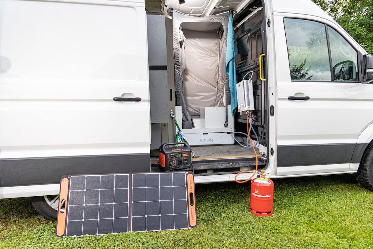 Module Camping 3,5T Life - Armoires suspendues 3 pièces_1