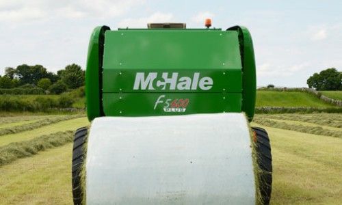 F5600 plus - presse à balle ronde avec système de liage par film - mc hale - poids 3850 kg_1