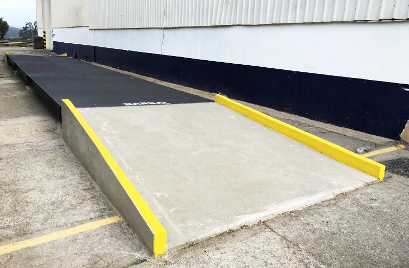 PCM - Pont-bascule métallique - Installation hors-sol ou en fosse - Dimensions de 9x3m à 30x3m - Portée jusqu'à 150t_1