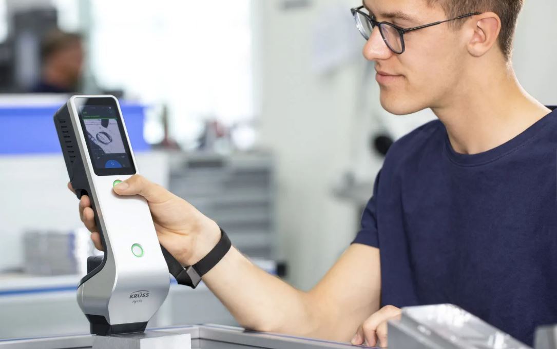 Appareil de mesure d'angle de contact 3D de l'eau - Ayríís - autonome et mobile avec technologie avancée_1