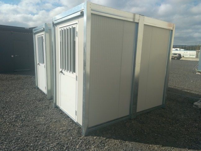 Module démontable avec porte 1/2 vitrée et barreaux anti-effraction