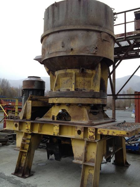 Broyeur giratoire secondaire  e1529_1