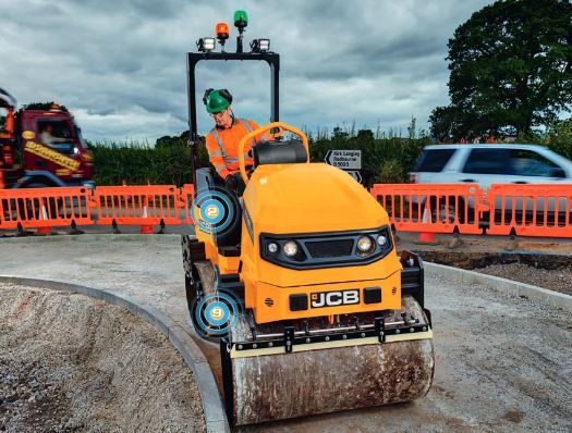 Ct160 rouleau tandem vibrant - JCB - moteur Kubota 14,5 kW - poids opérationnel 1710/1790 kg_1