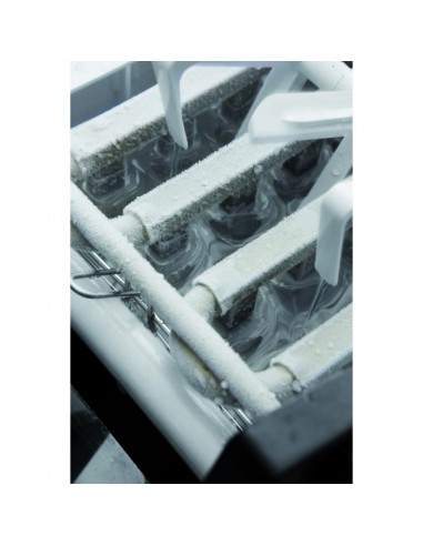 Machine à glaçons avec condenseur à air - 150Kg/24h avec réserve de 67Kg - ICEMATIC K150A_1