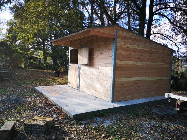 Box Club Pro - Poteaux en métal - BOX016 - Confort et robustesse pour chevaux_1