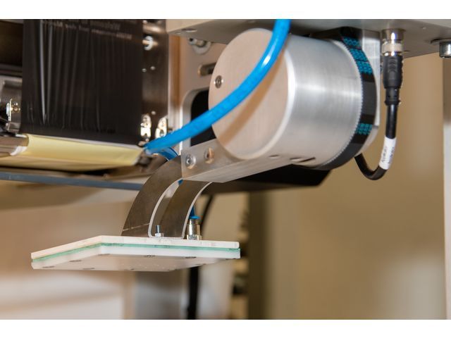 Étiqueteuse automatique industrielle économique - Legi-Air 2050 - Pour produits unitaires et cartons_1