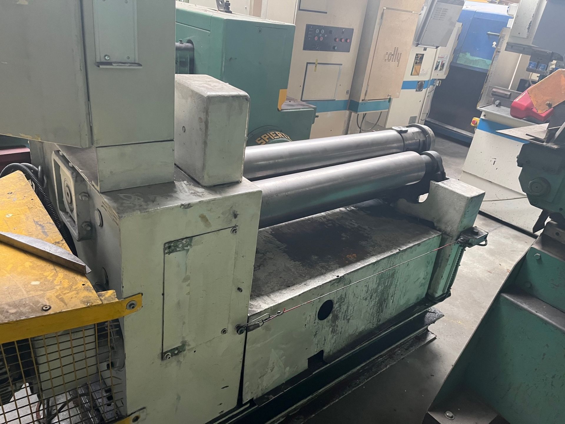 Rouleuse industrielle Roundo 1000 x 6 - croqueuse avec 4 rouleaux diamètre 150 - Ref 3522_1