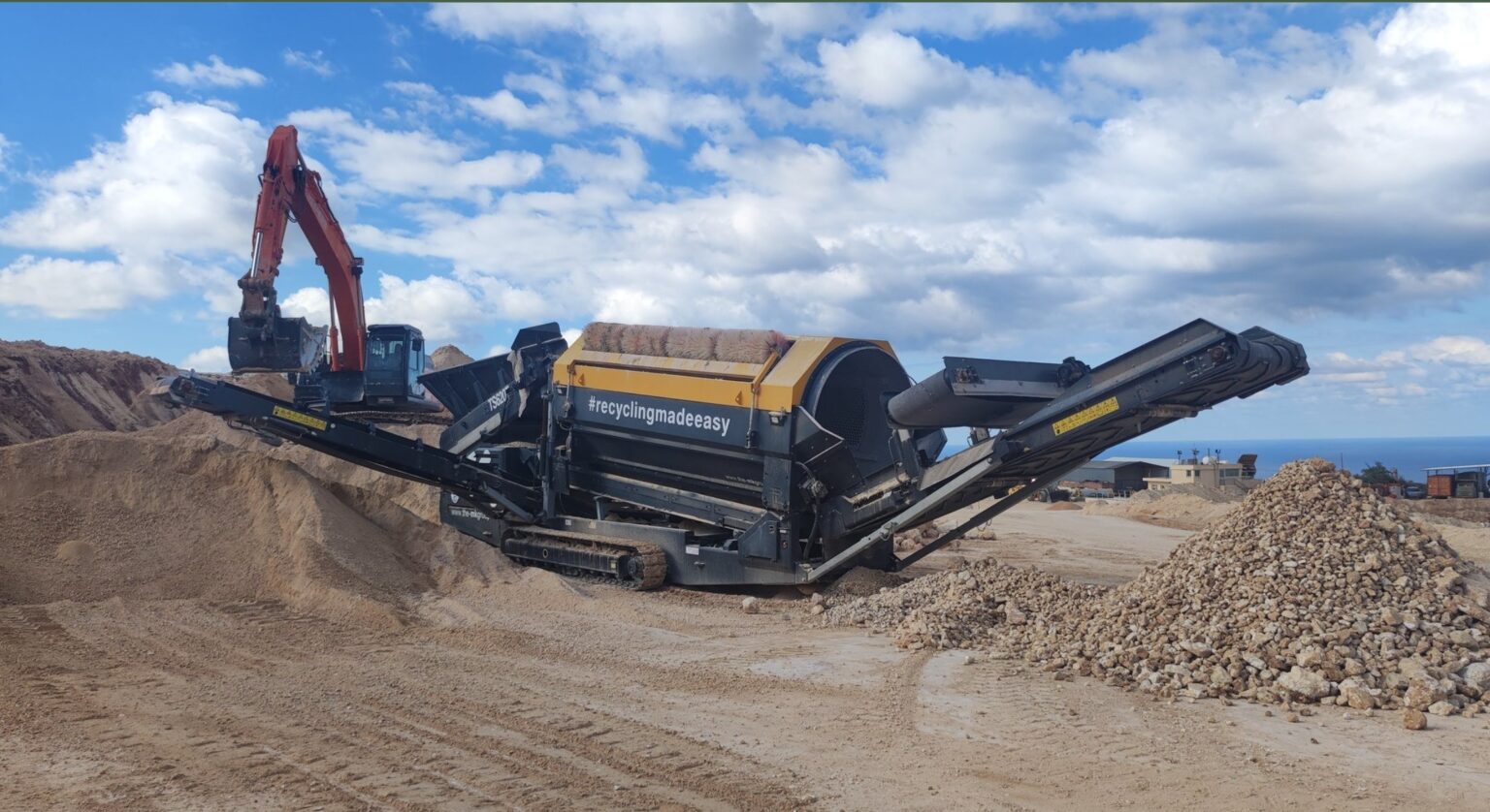 Trommel mobile de recyclage sur chenille hybride à usage intensif, diesel-électrique - mk - ts620t_1