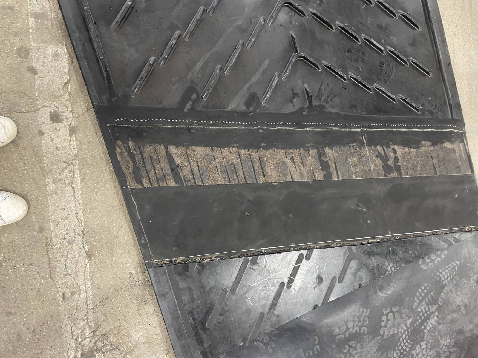 Bande transporteuse à chevron sur-mesure - largeur 1500 mm - jonction à froid pour DOPPSTADT AK565_1