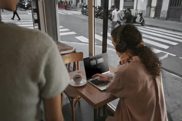 EliteBook 840 G7 i5 16GB/256 Certified Refurbished PC_1