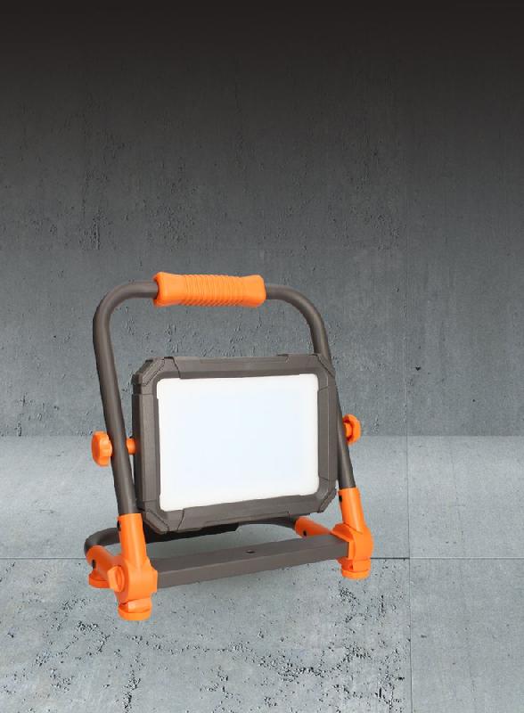 Projecteur de chantier LED rechargeable 30W - 3000lm - Batterie 13200mAh - IP44 - IK08_1