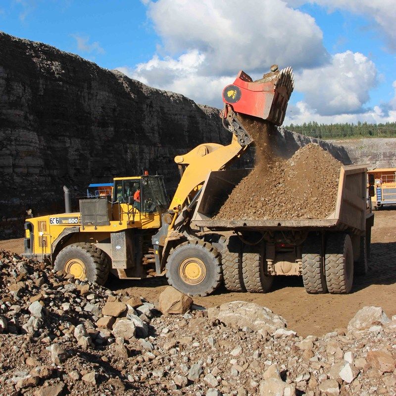 Allu M - Godets cribleurs - Allu - Poids de 7000 à 17000 kg pour carrières et opérations minières_2