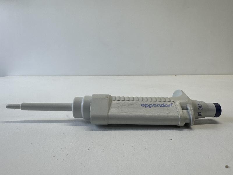 Micropipette monocanal Eppendorf Fixed-volume | 100 µL_1