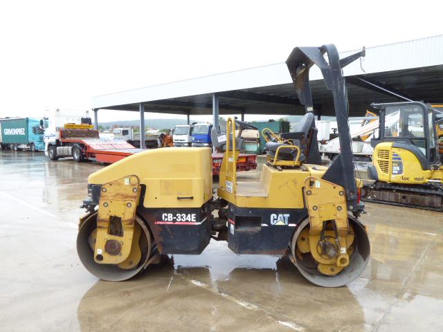 Rouleau compacteur  caterpillar cb334 e référence client : - 15391_1