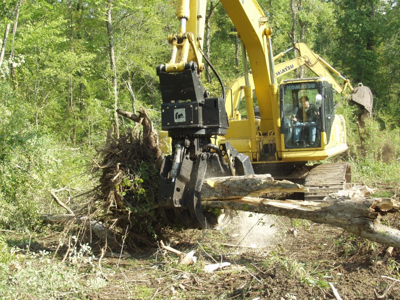 Scie pour grappins forestiers Rotobec - Séries RGS 750 - Tension automatique et lubrification intégrée_1