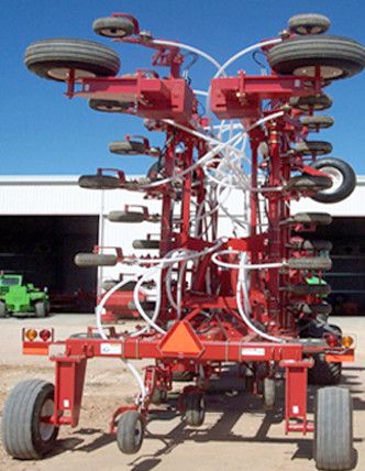 Cx 8105 - Semoir agricole DMK France - Largeur de travail 25′ ou 31′ - Semis direct et traditionnel_1