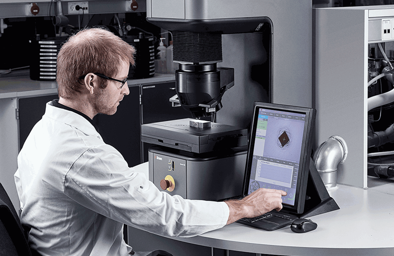 Duromètre Vickers universel entièrement automatique - Duramin-100 - Essais de micro-dureté/macro-dureté avec large plage de charges (50 gf à 250 kgf)_1