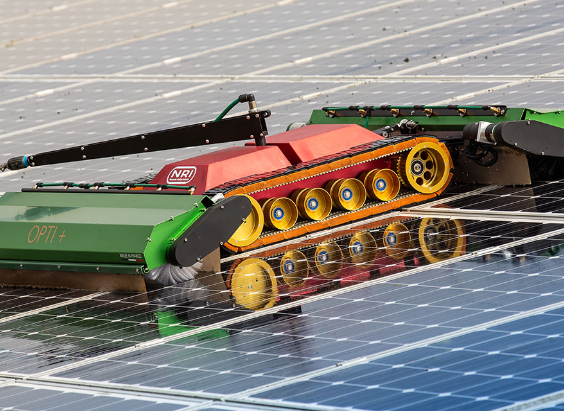 Robot professionnel nettoyeur de panneaux photovoltaïques et verrières - Robot Opti+5_1
