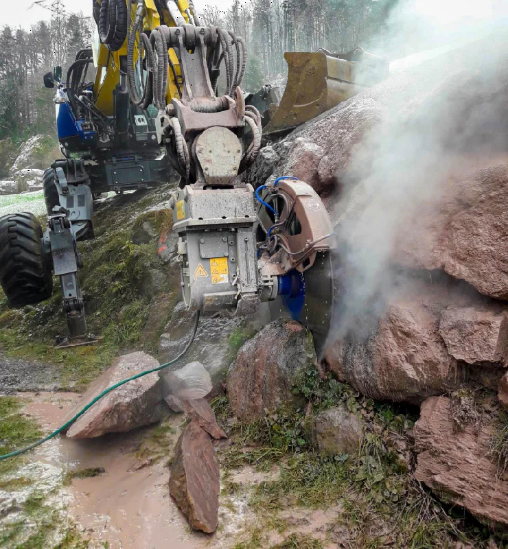 Scie à disque pour pelle - Gamme KDS - Découpe béton, acier, pierre et matières plastiques_1