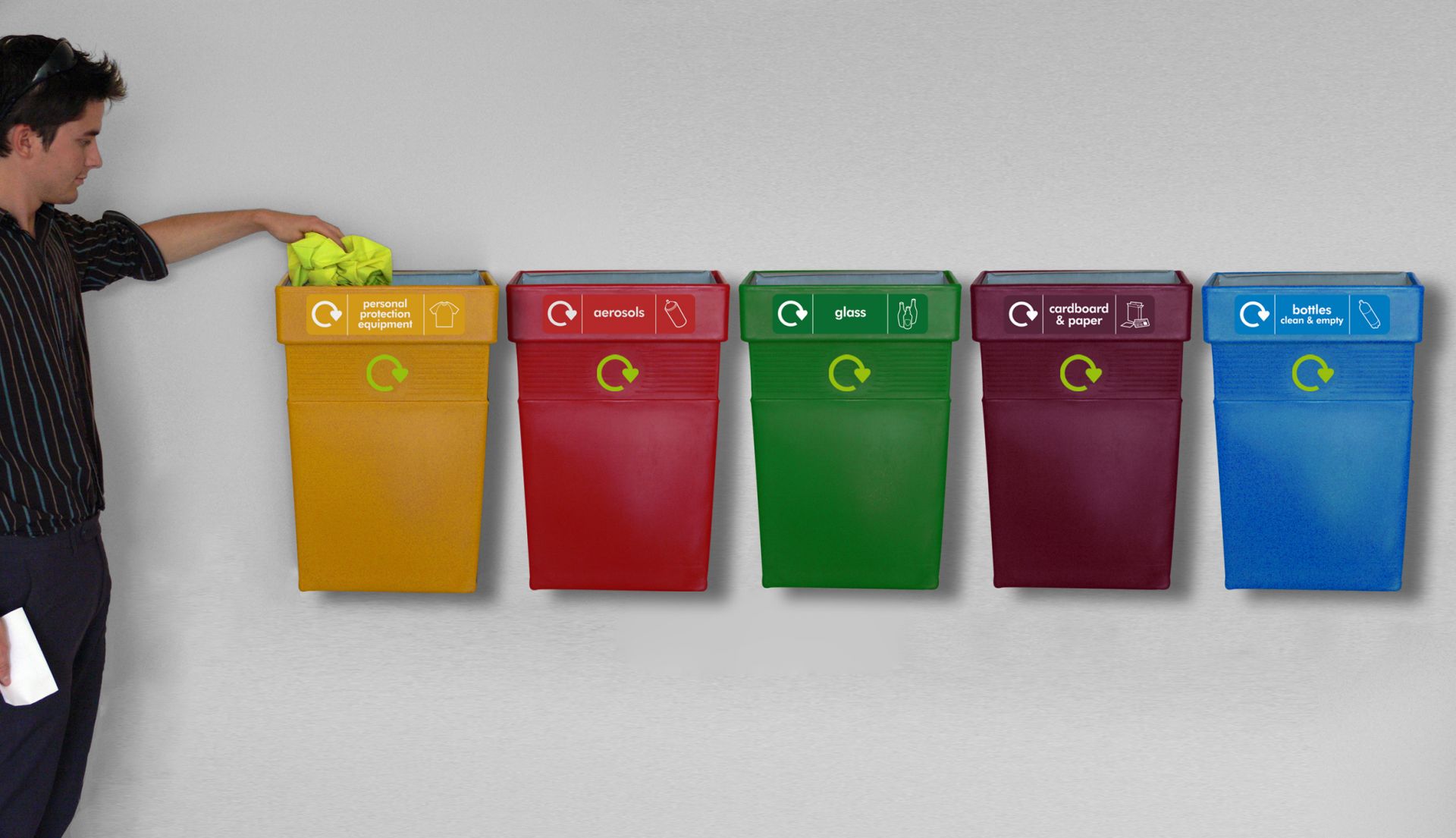 Poubelle publique murale en plastique recyclé - 30L et 50L - fixation murale ou sur poteau - résistant aux UV_1