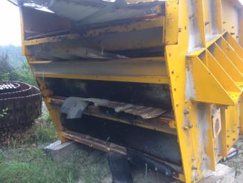 Crible d'occasion Bonnet 12m2 - 3 étages - Type 6021 avec motorisation et consoles d'appui (réf. Cr93)_1