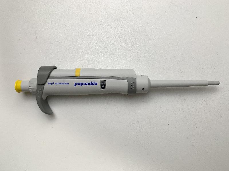 Micropipette monocanal Eppendorf Research plus | 10 - 100_1