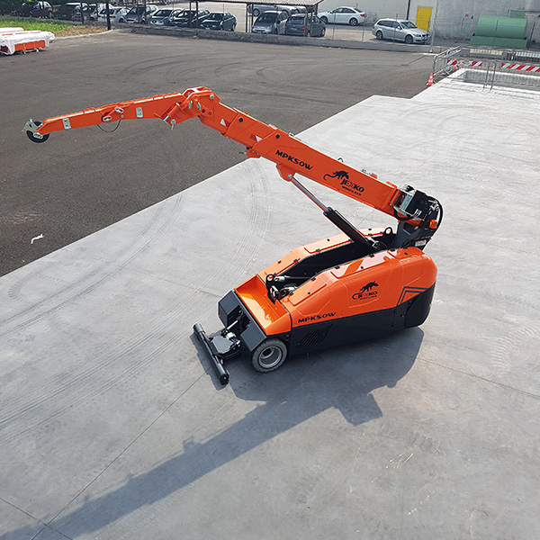 Mini-grue de manutention idéale pour les travaux de précision et dans des espaces réduits - jekko mpk 50_1