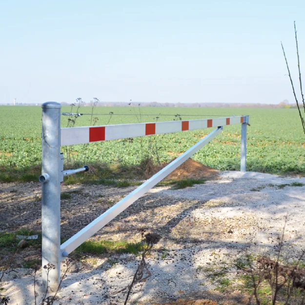 Barrière pivotante renforcée acier_1