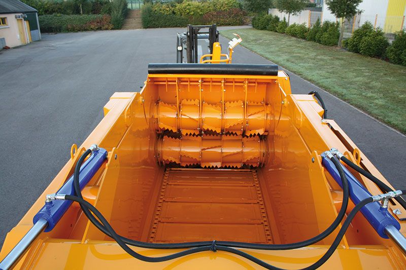 Comet 738 - Désileuse Pailleuse Semi-Portée Belair - Distributrice 7,2 m3 avec 2 démêleurs et commande électrique_1