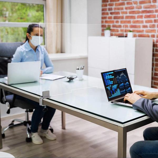 Séparateur central bureau/table transparent - Plexiglass 4 mm - H 55 x L 70 cm - Fixation étau médian - Réf : 490761_1