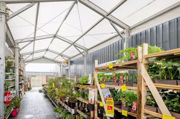Bâtiment démontable pour surfaces de vente temporaire ou permanente - Easycover_1